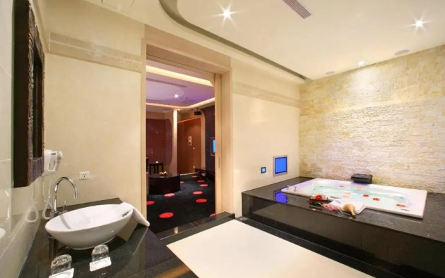 Amain Boutique Motel Tucheng