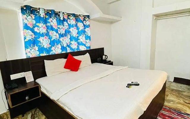 Fabhotel Prince
