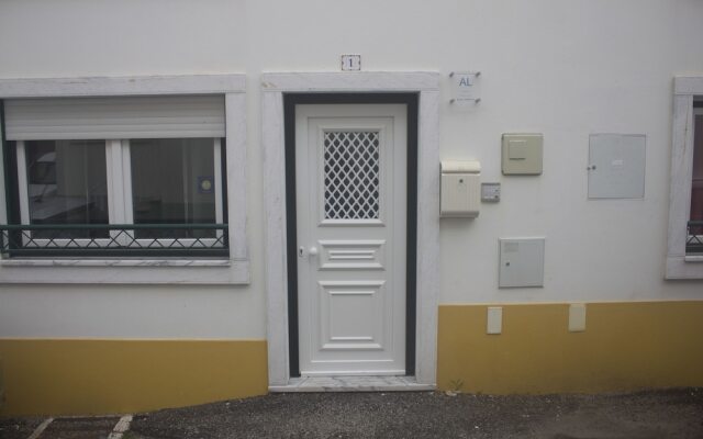 Отель Saudade Peniche Apartment Португалия, Пениче - отзывы, цены и фото номеров - забронировать отель Saudade Peniche Apartment онлайн вид на фасад