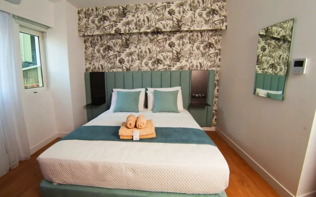 Phaedrus Living Kriel Suites