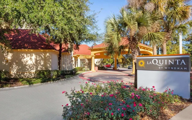 La Quinta Inn & Suites # 988