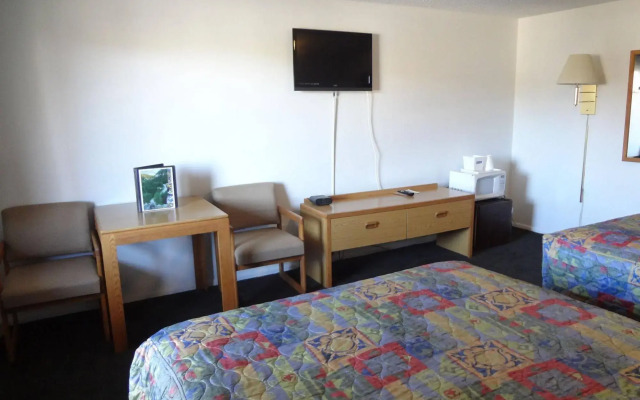 The Crow Peak Lodge