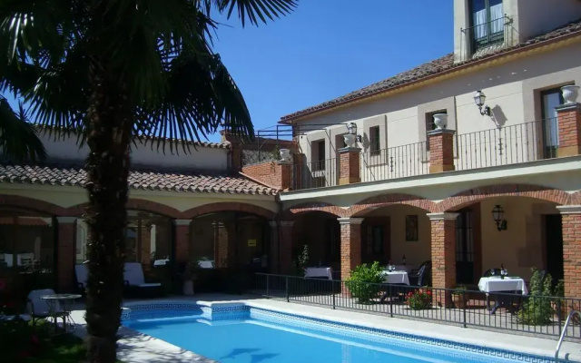 Palacio de Monfarracinos