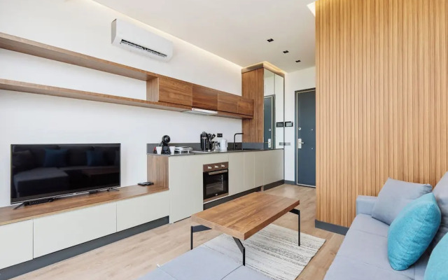 Bayview Hills Luxury Residences