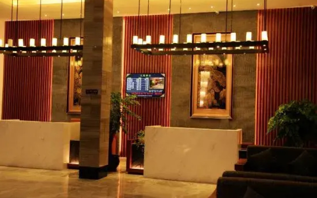 Elong R.YUN Hotel (Tiantaishan High-Speed Railway Station)