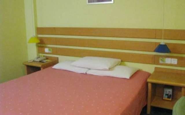 Home Inn Xuzhou Duanzhuang Square