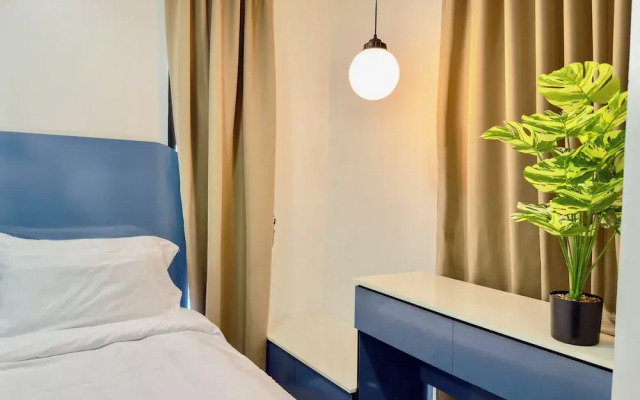 Breezewood Bangkok Hotel