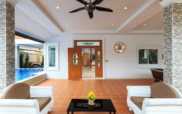 Gala Villa Pattaya