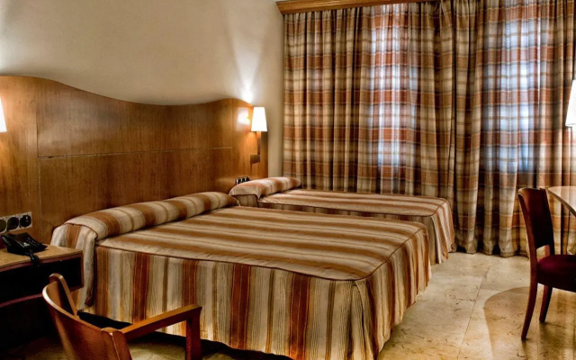 Hotel Aristol