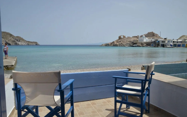Erginas Boat House