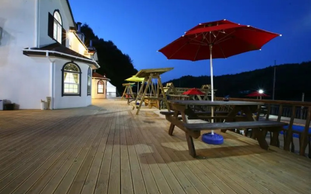 Pyeongchang Gold Castle Pension