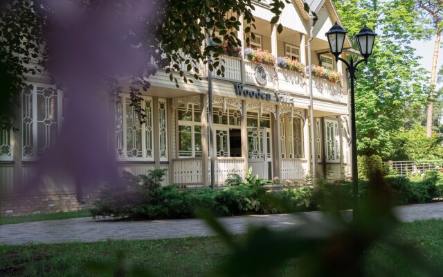 Отель Aparthotel Wooden Villa вид на фасад
