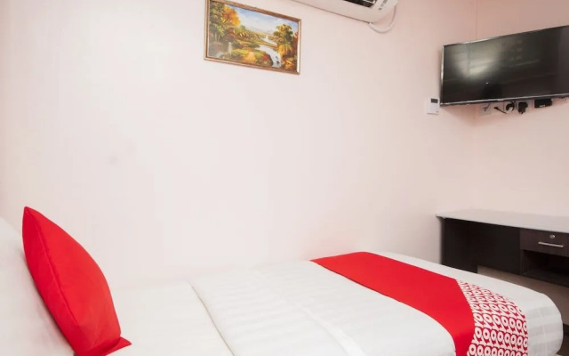 OYO 896 Bintang Fajar Hotel