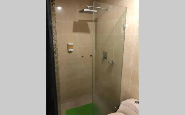 Apartamento amoblado con Excelente ubicación