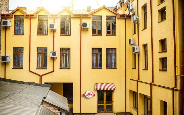 Гостиница Jam Lviv Львов вид на фасад
