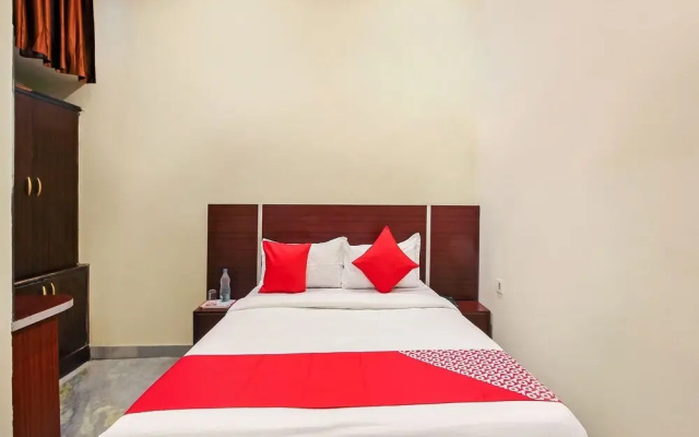 Hotel Pearl City by OYO Rooms