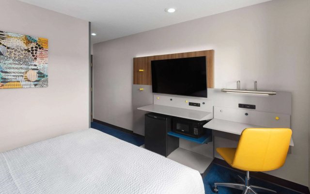 Microtel Inn & Suites by Wyndham Rapid City