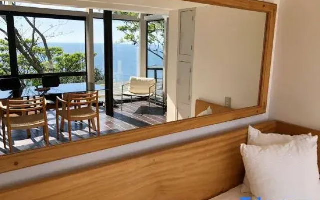Izu Cliff House