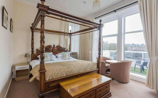 The Woodhouse Hotel