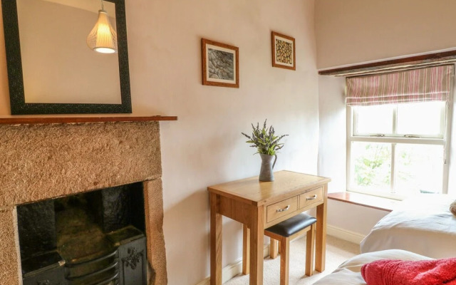 Holly Cottage