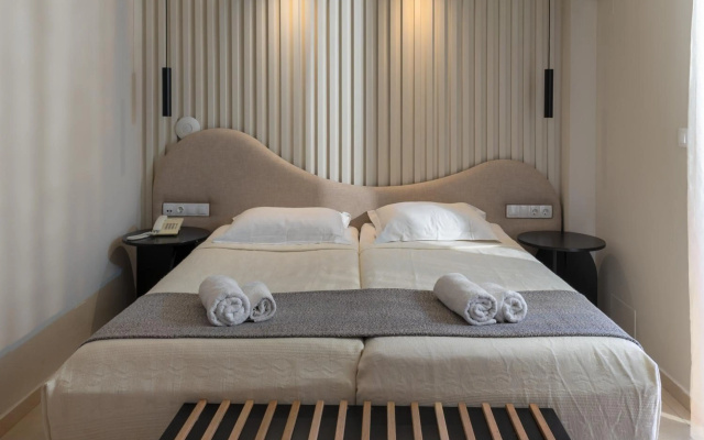 Alia Beach Hotel