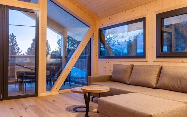 Lavish Chalet With Sauna