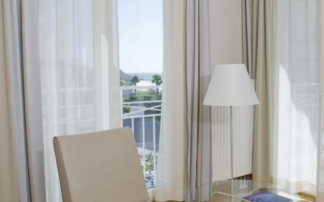Nymphe Strandhotel & Apartments