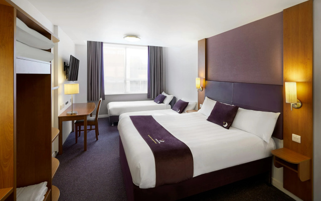 Premier Inn Edinburgh Leith Waterfront