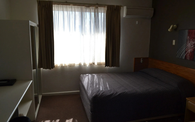Panorama Motor Inn