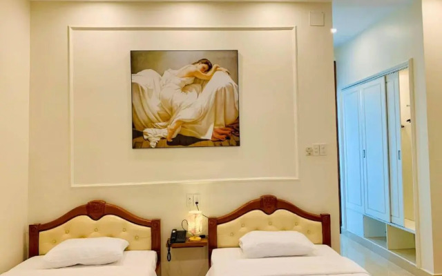 Elisa Hotel