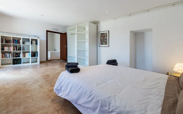 Residence by G Son Veny