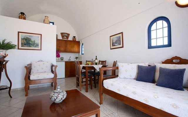 Pergeri Apartments