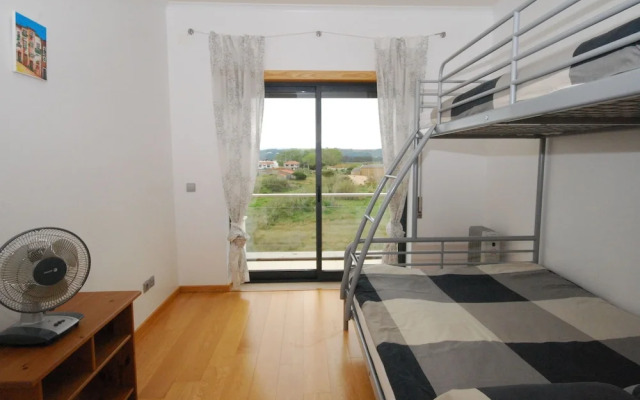 Attractive Holiday Home Near the Beach