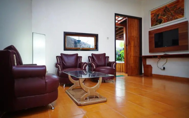 Spring Hill Bungalow Ruteng