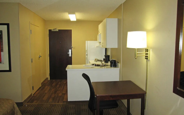 Extended Stay America - Los Angeles - Valencia
