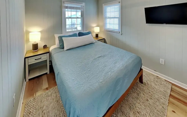 The Sassy Sea Turtle by Topsail Realty