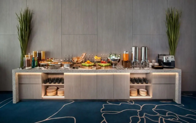 Two Bedroom Apartment, Fraser Place Setiabudi Jakarta