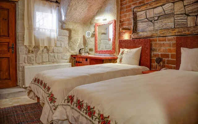 Aşk-ı Nare Cave Hotel