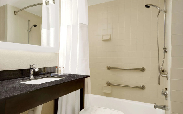 Wingate by Wyndham - Fargo
