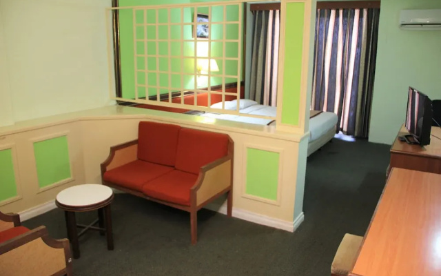Miri Hotel