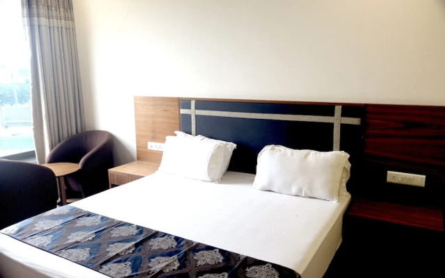 Heaven7 Hotel & Resort