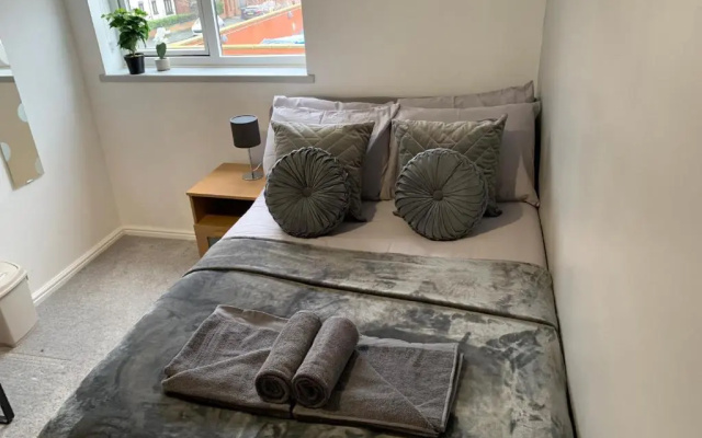 Wharncliffe House - Workstays Company UK