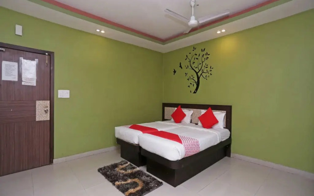 OYO Flagship 50138 Hotel Parashuram ISBT