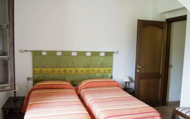 Mansion in Citerna With Pool & Terrace