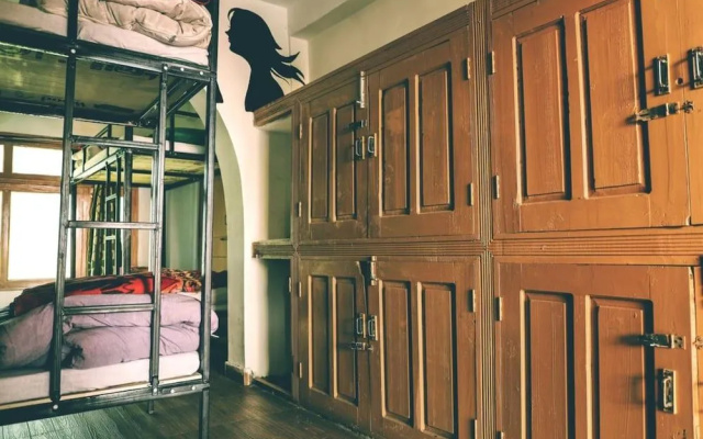 Nomads Hostel