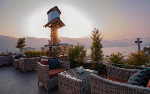 Himalayan Glory Inn