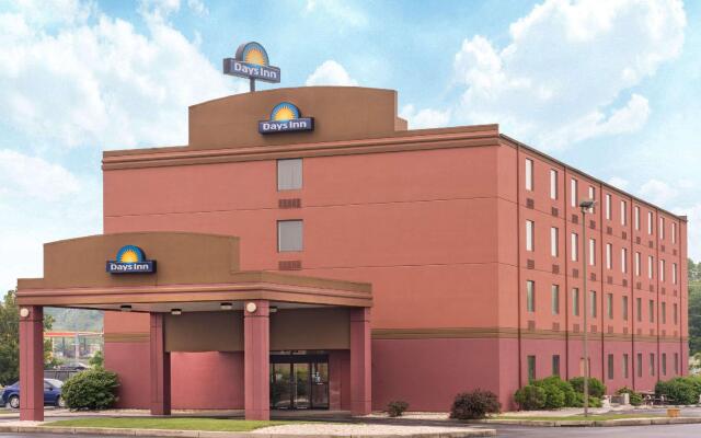 Отель Days Inn Lebanon Fort Indiantown Gap вид на фасад