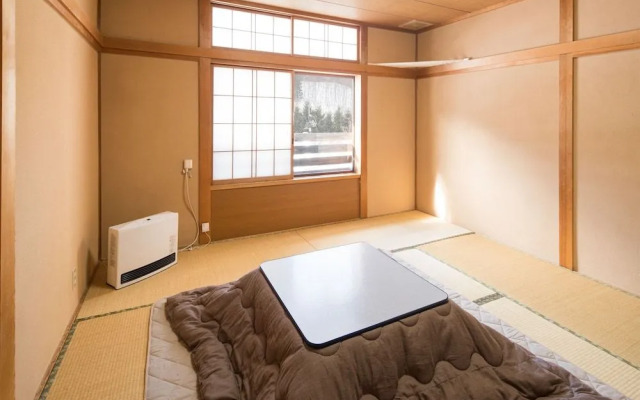 Uenohara Lodge YamanoIe