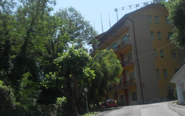 Отель Albergo Astoria Кьянчиано Терме вид на фасад