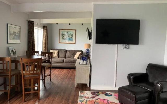 Beachfront Inn